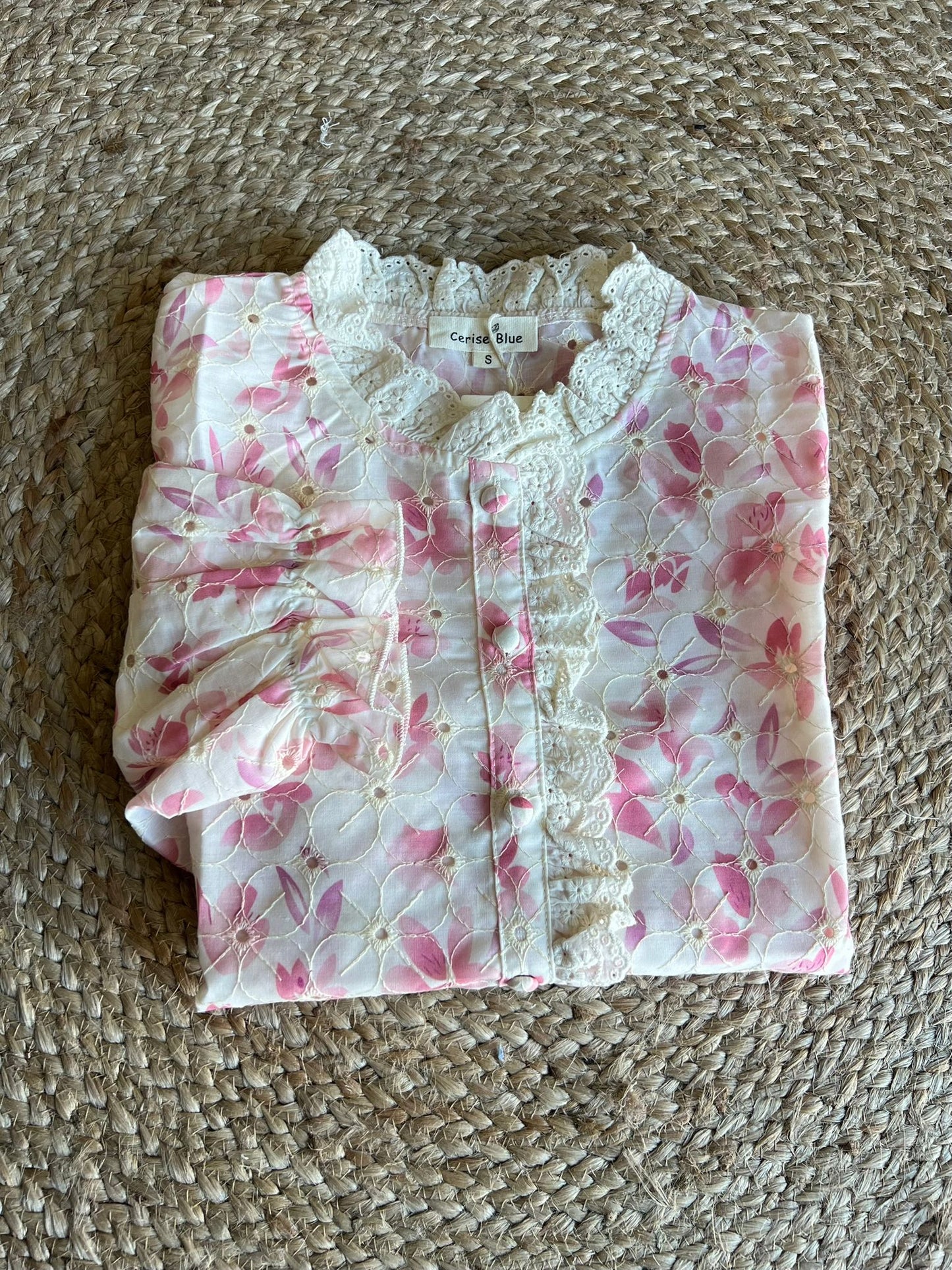Camisa bordada