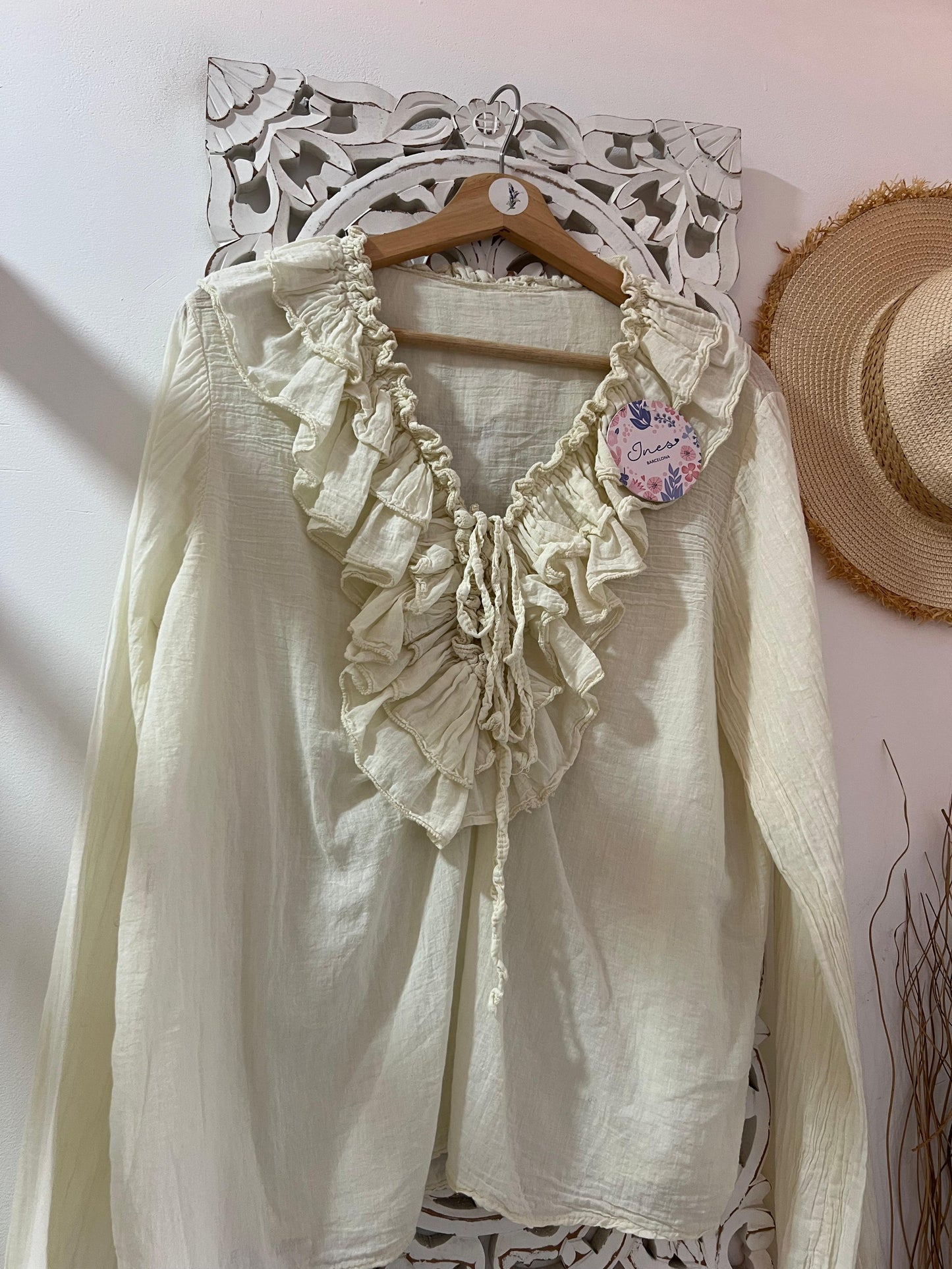 Blusa folhos