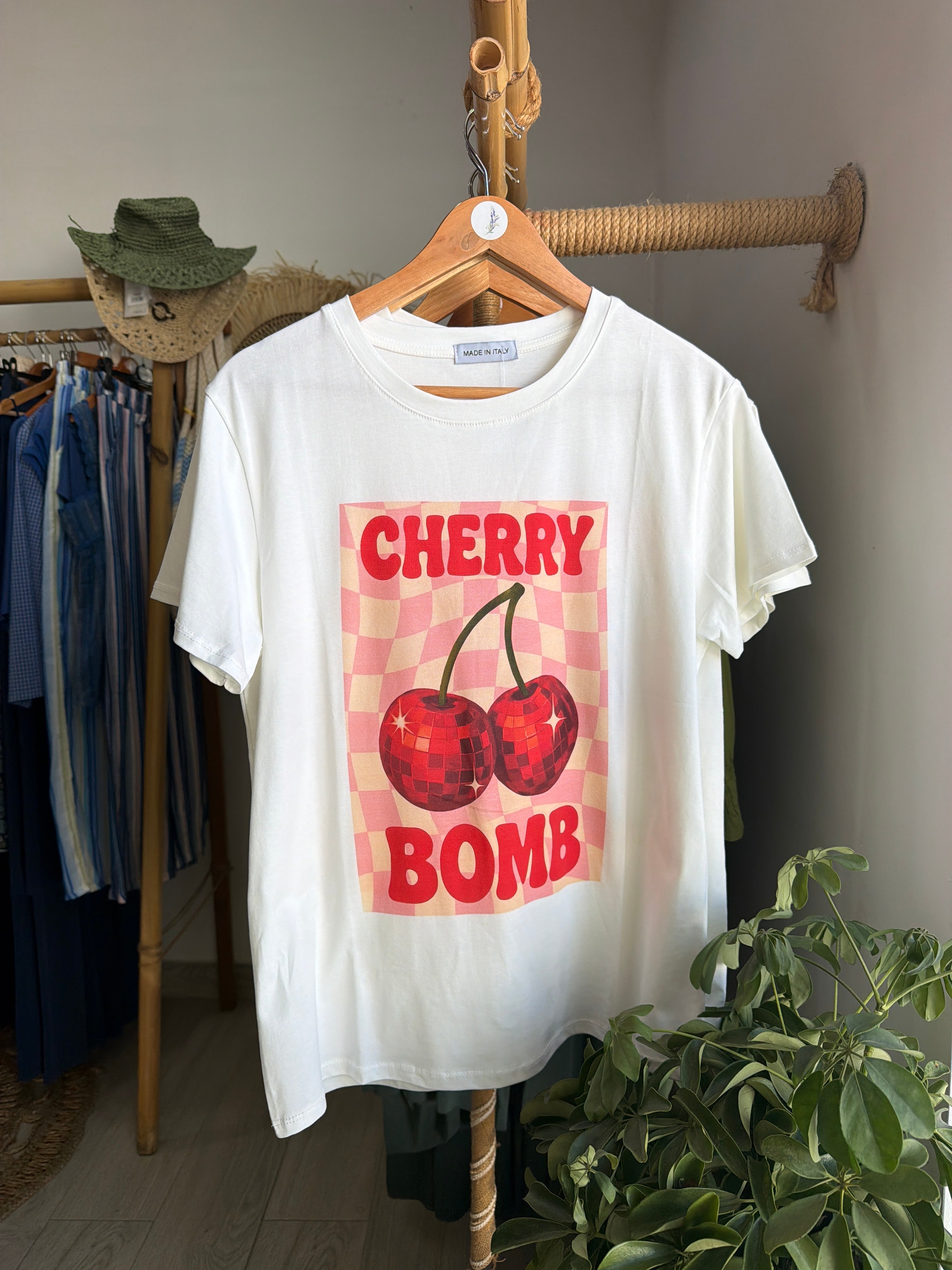 T-shirt Cherry