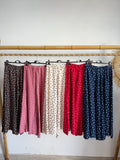 Saia calça com bolinhas