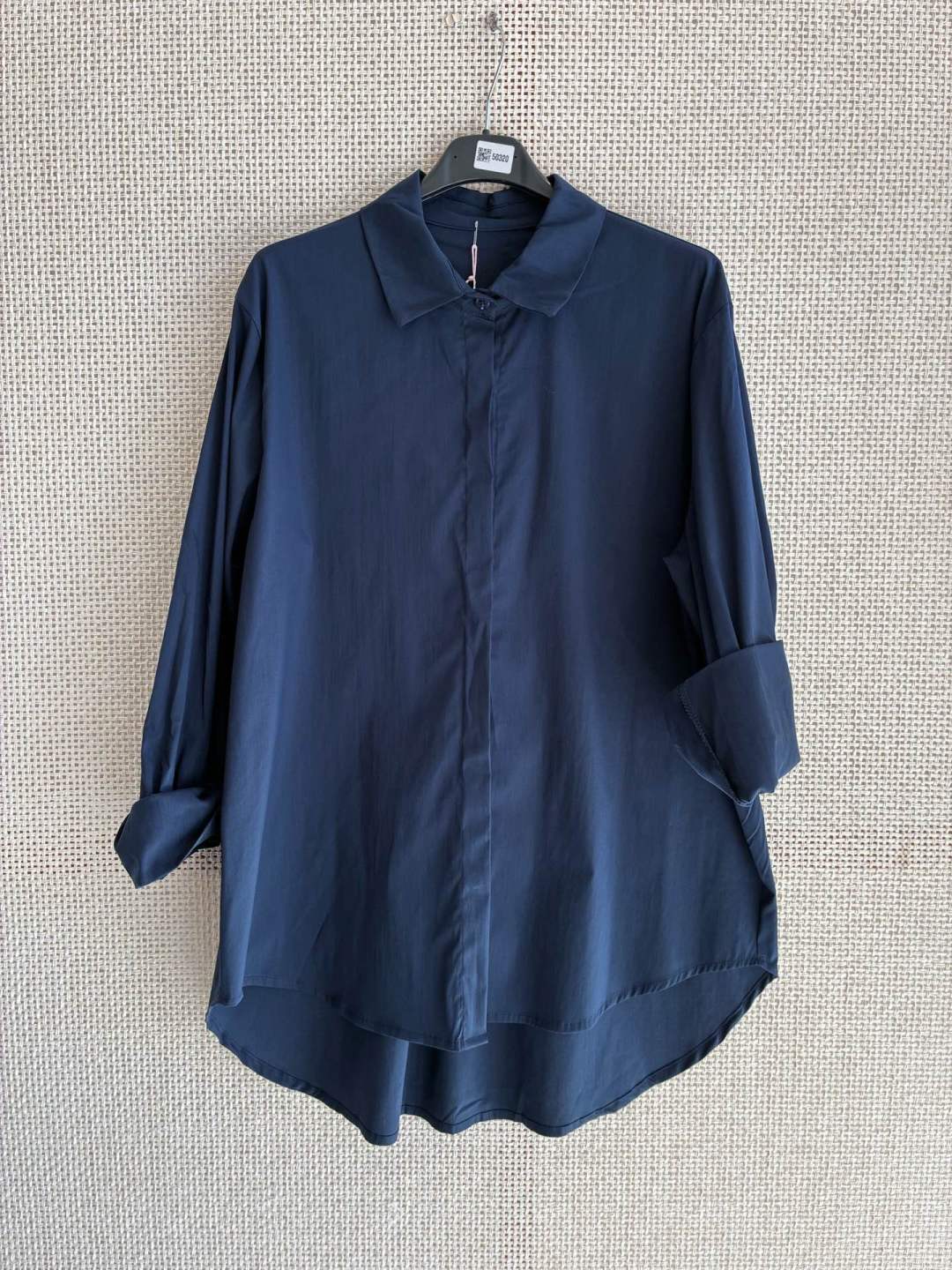 Camisa lisa básica
