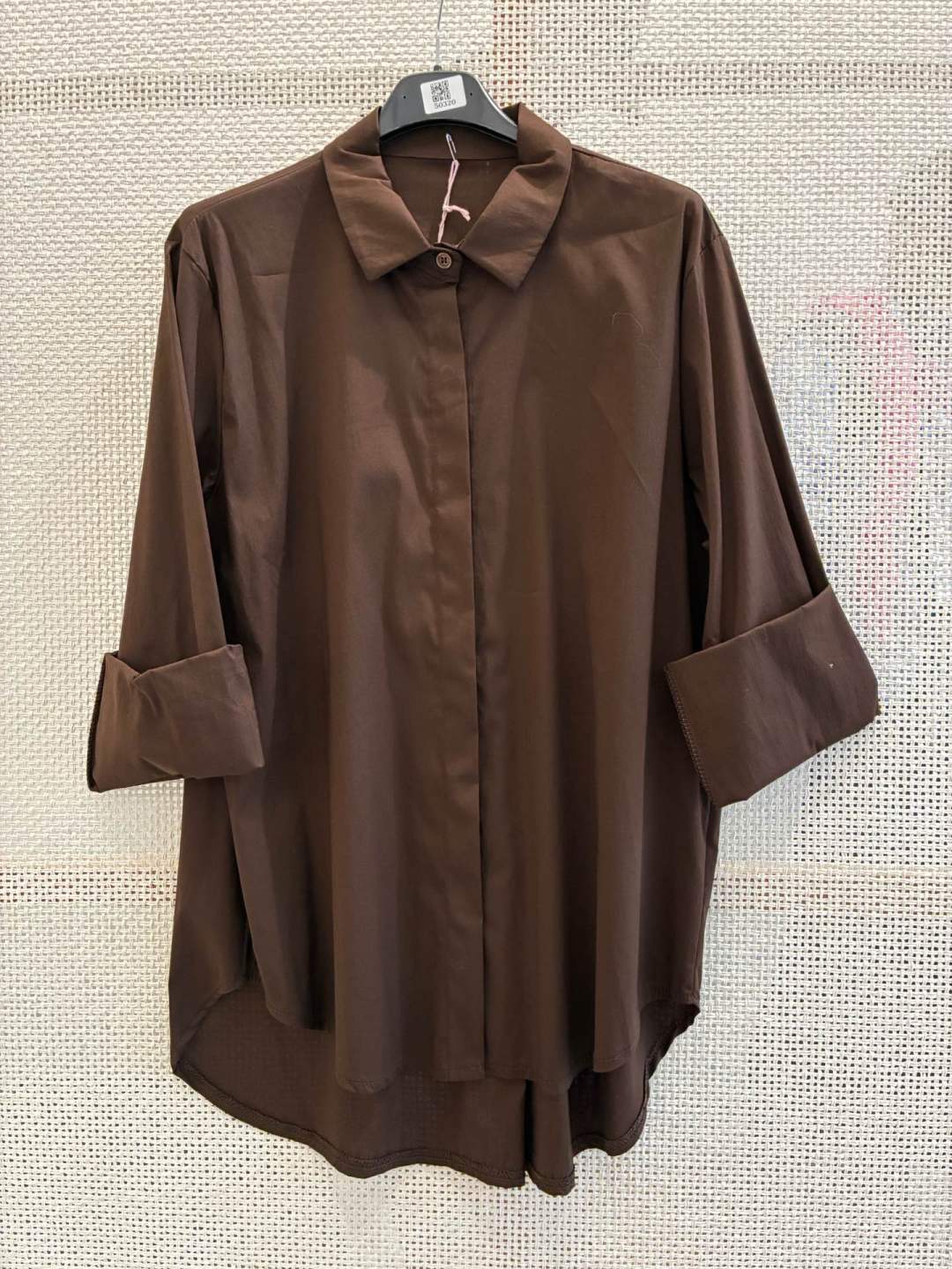 Camisa lisa básica