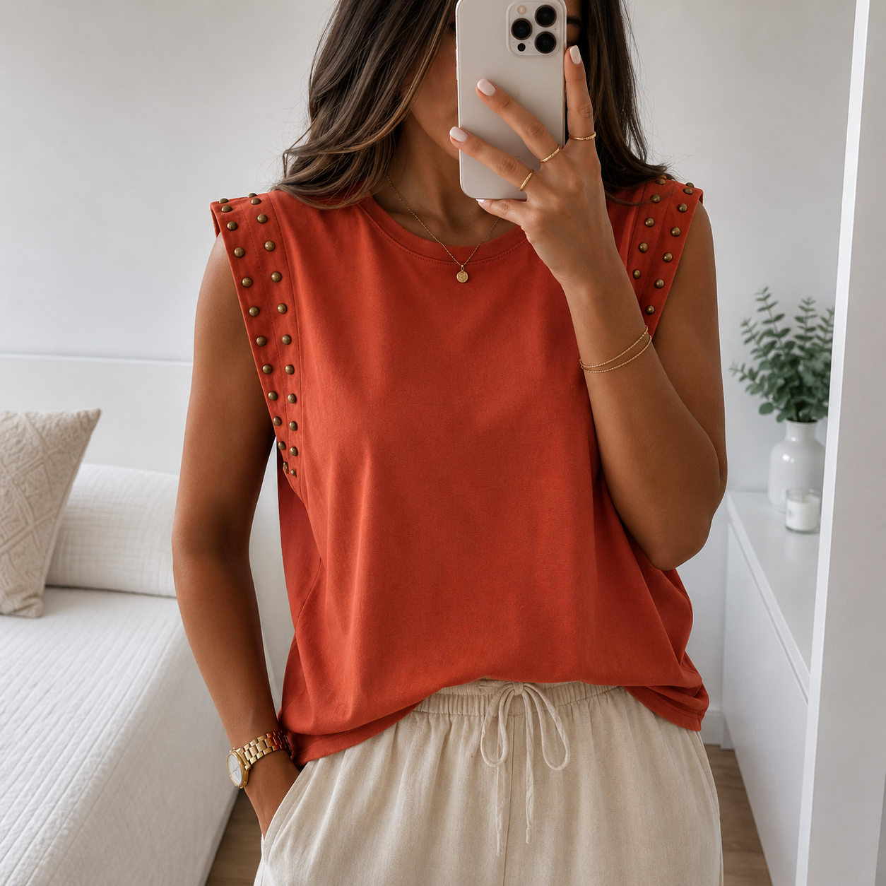 Blusa com tachas