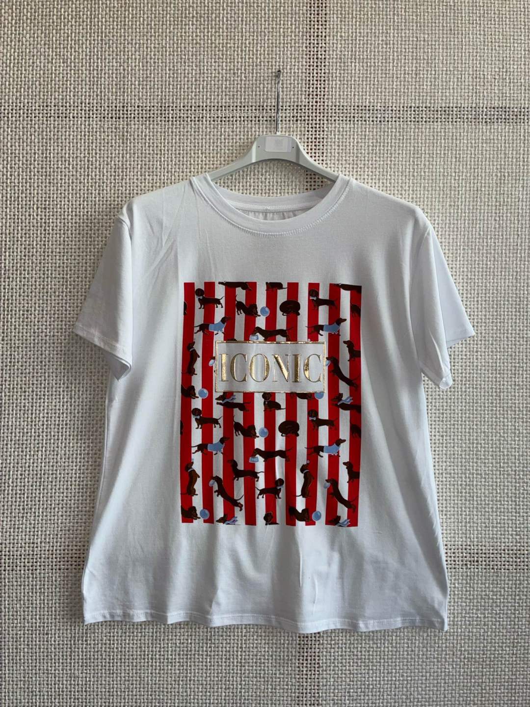 T-shirt iconic dog
