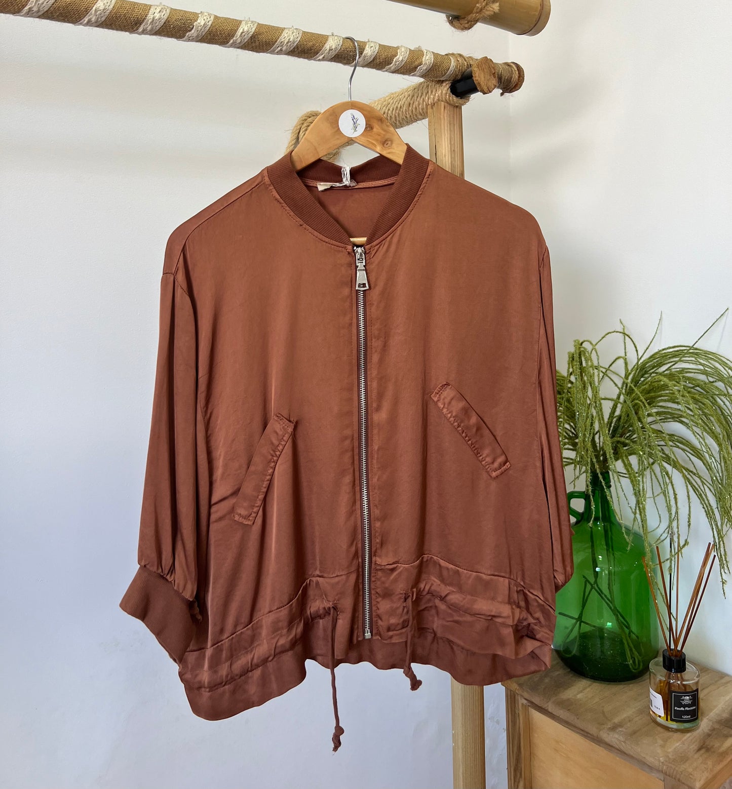 Bomber acetinado Natália