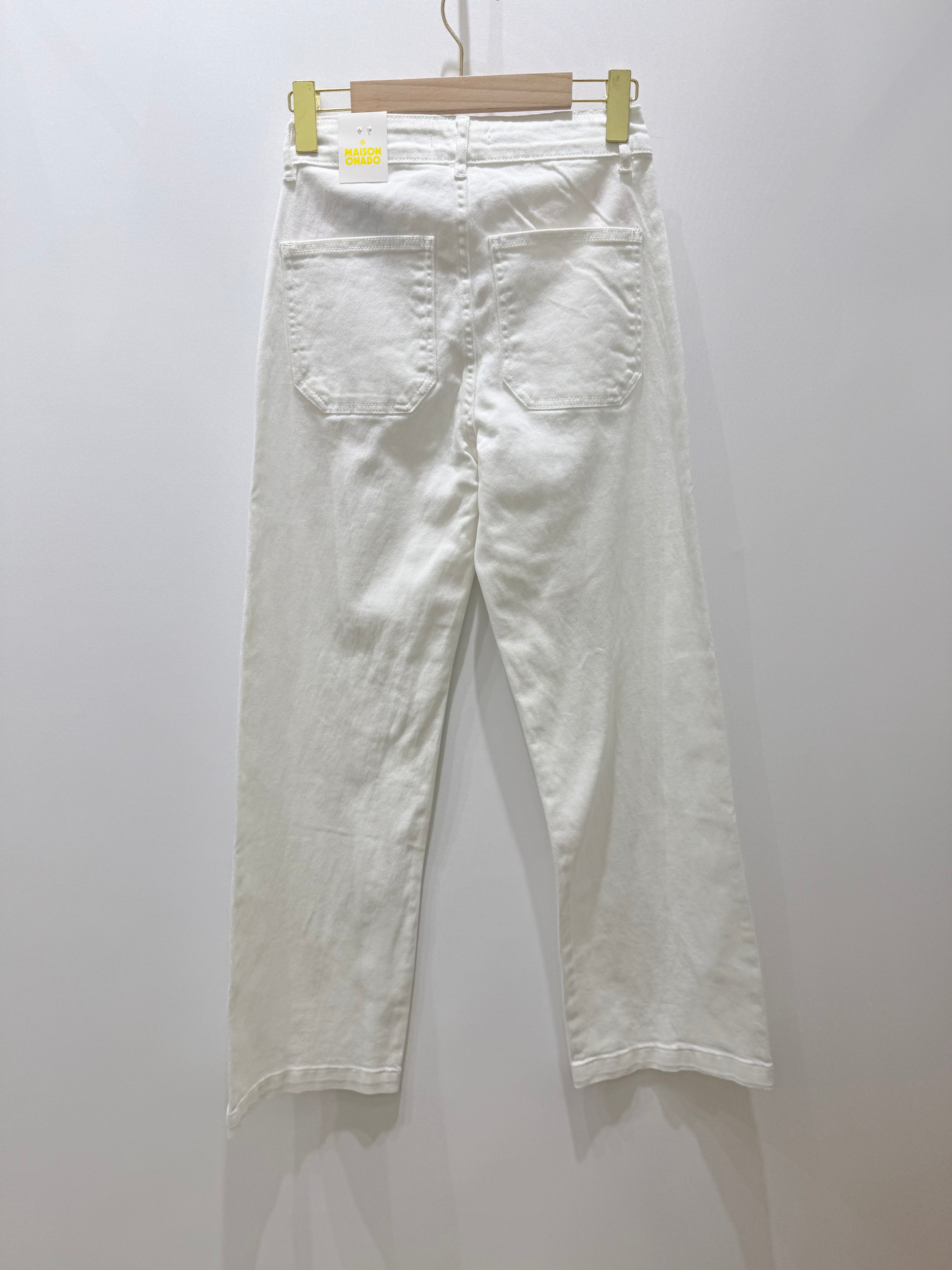 Calças bolso bordado