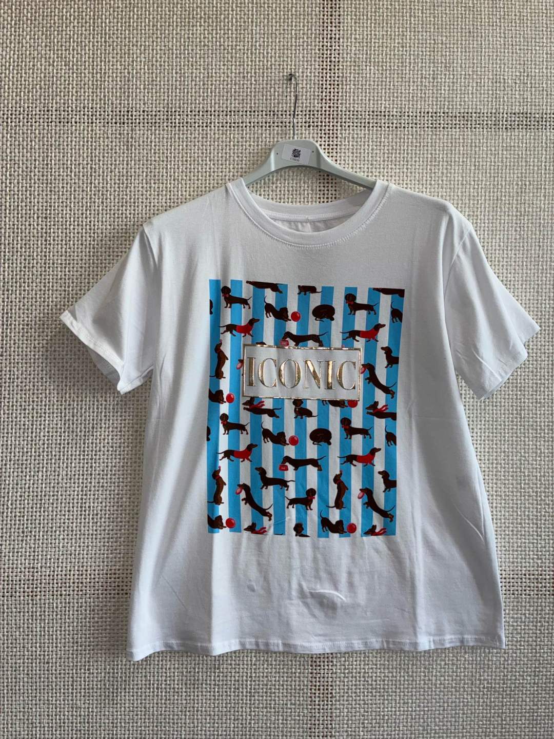 T-shirt iconic dog