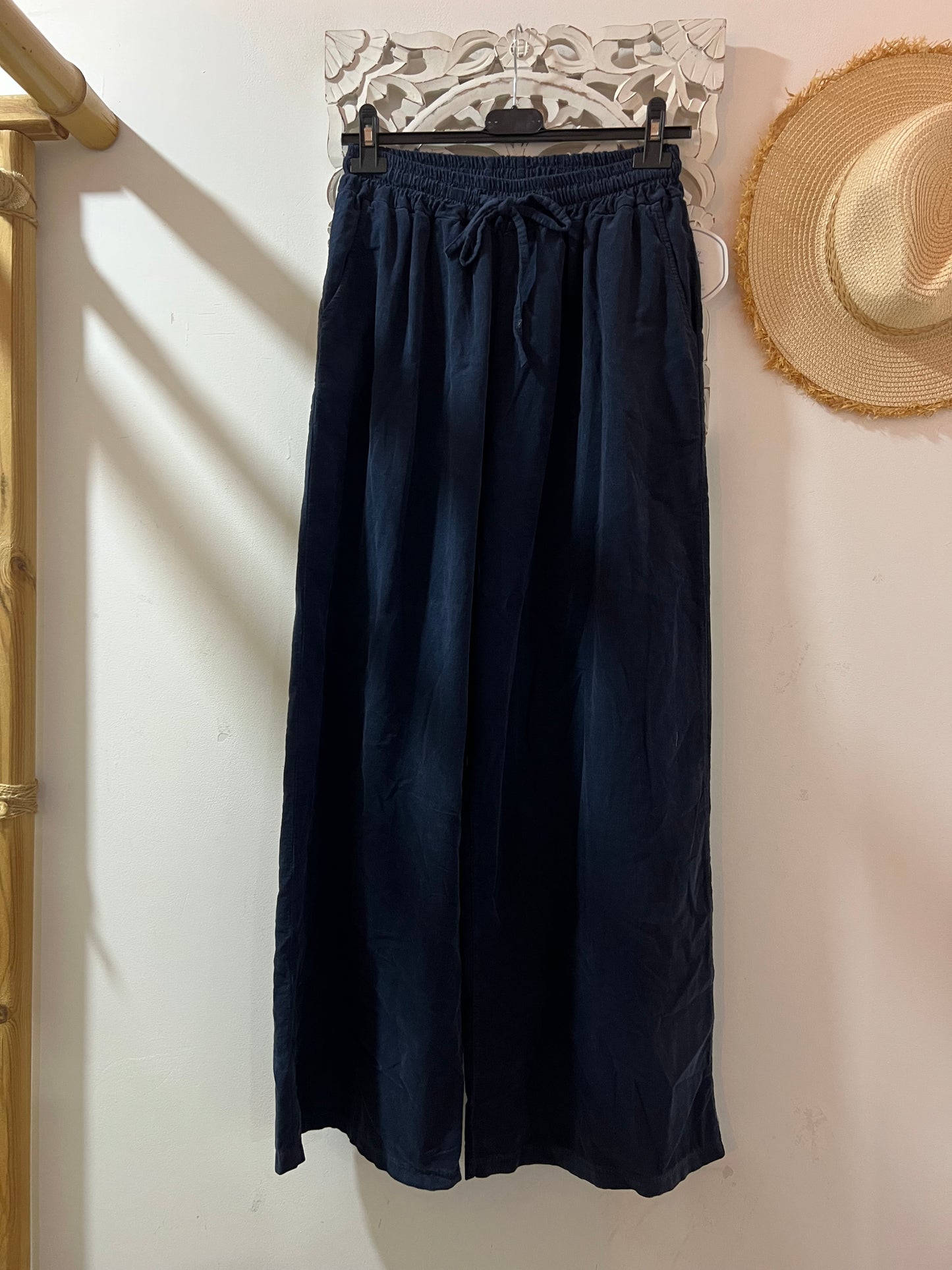 Calças largas bombazina