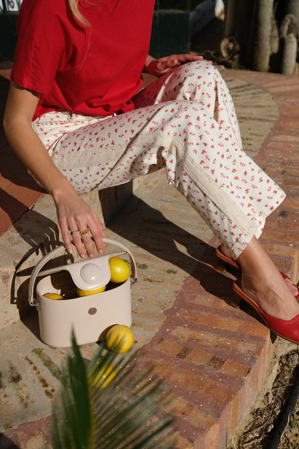 Pantalones con estampado floral