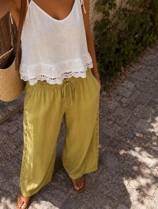 Pantalones de tachuelas