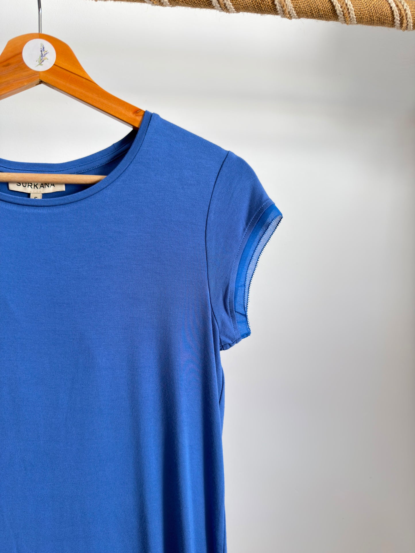 Blusa Surkana decote redondo