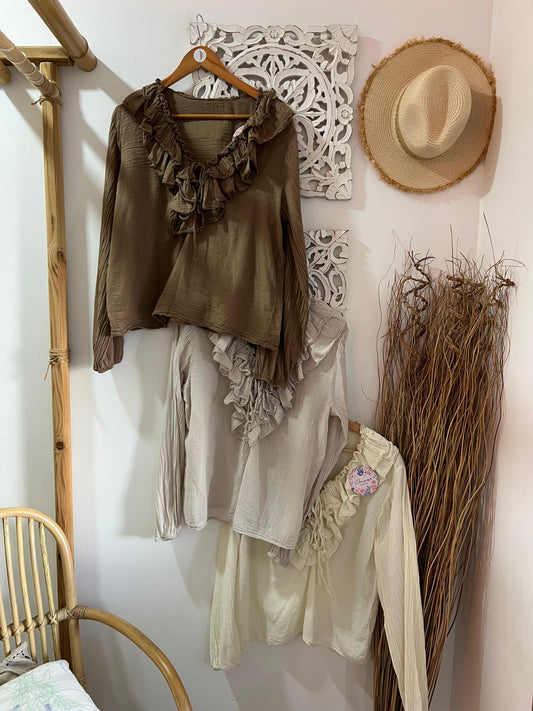 Blusa folhos