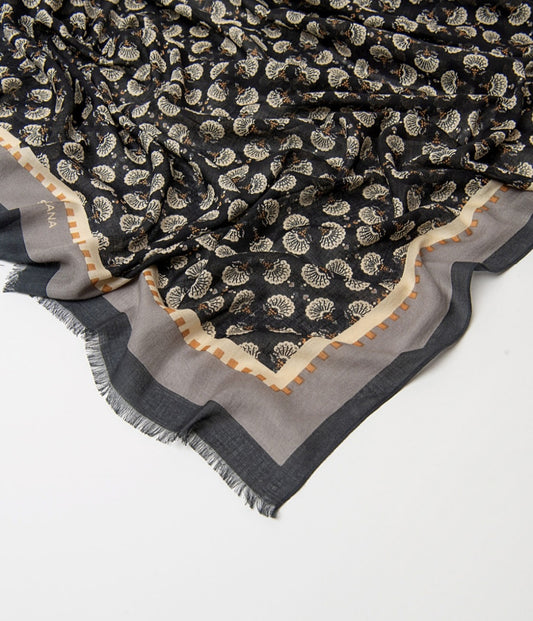 Lenço Surkana estampado floral