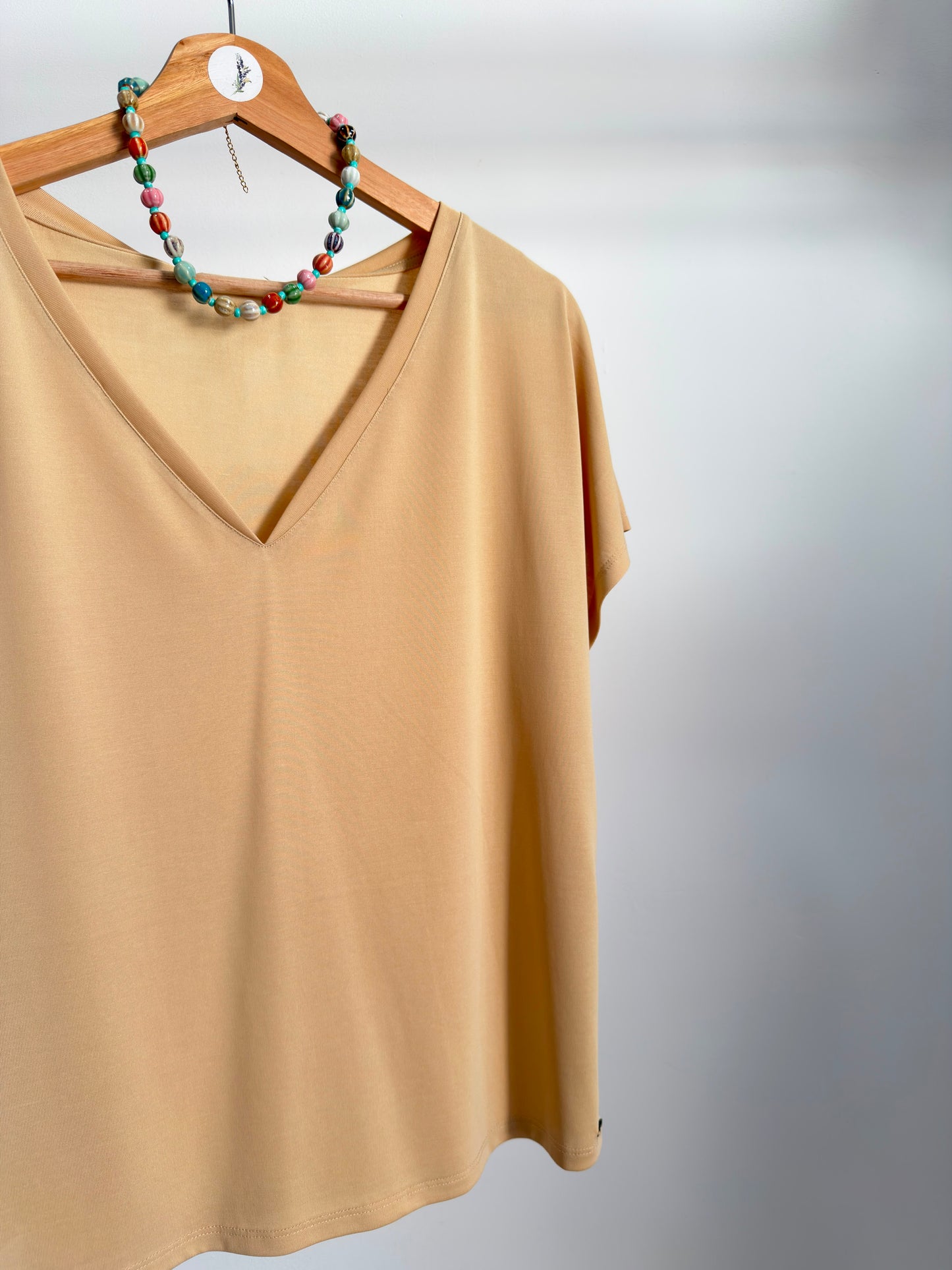 Blusa Surkana decote em V
