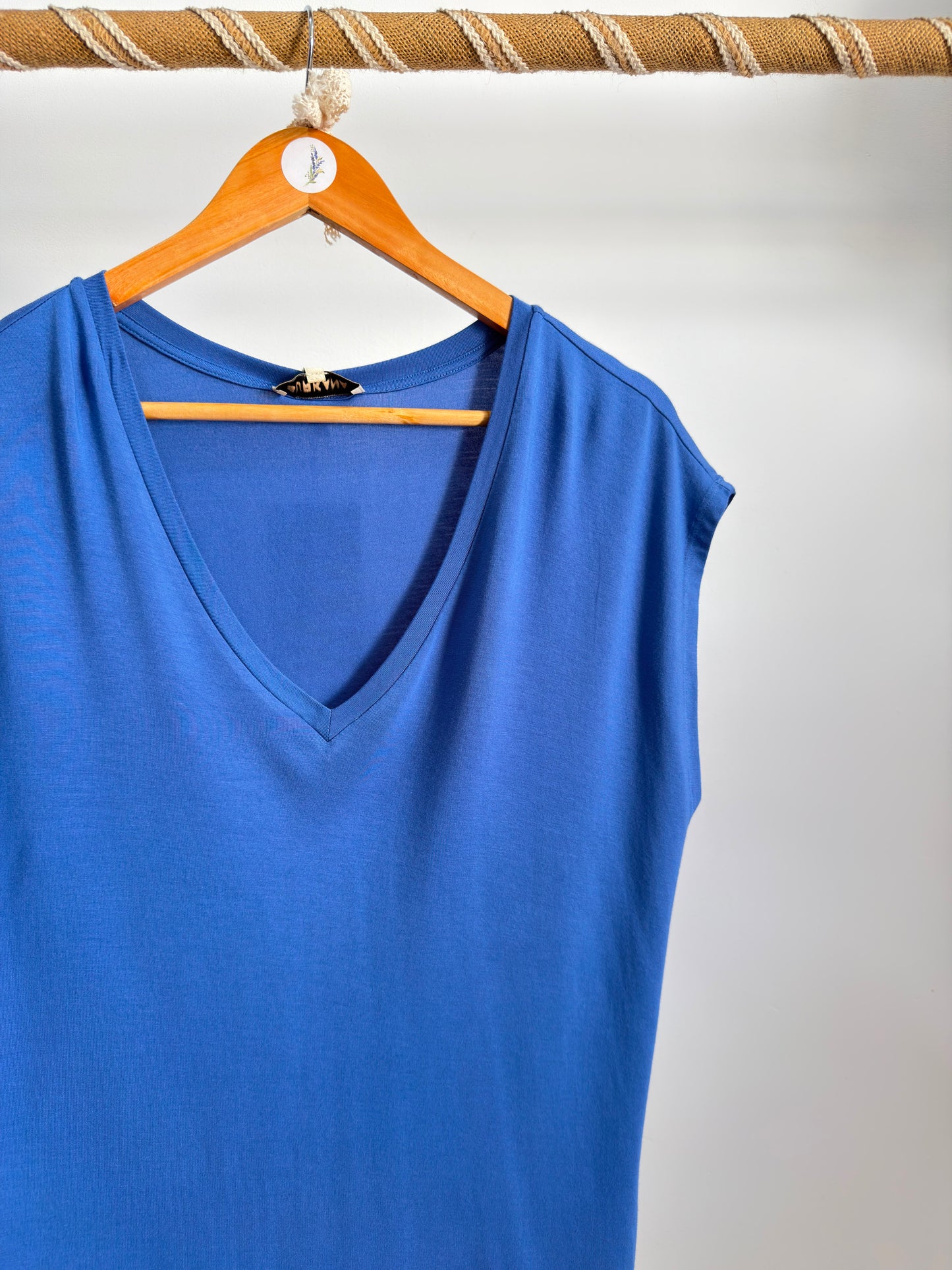 Blusa Surkana decote em V