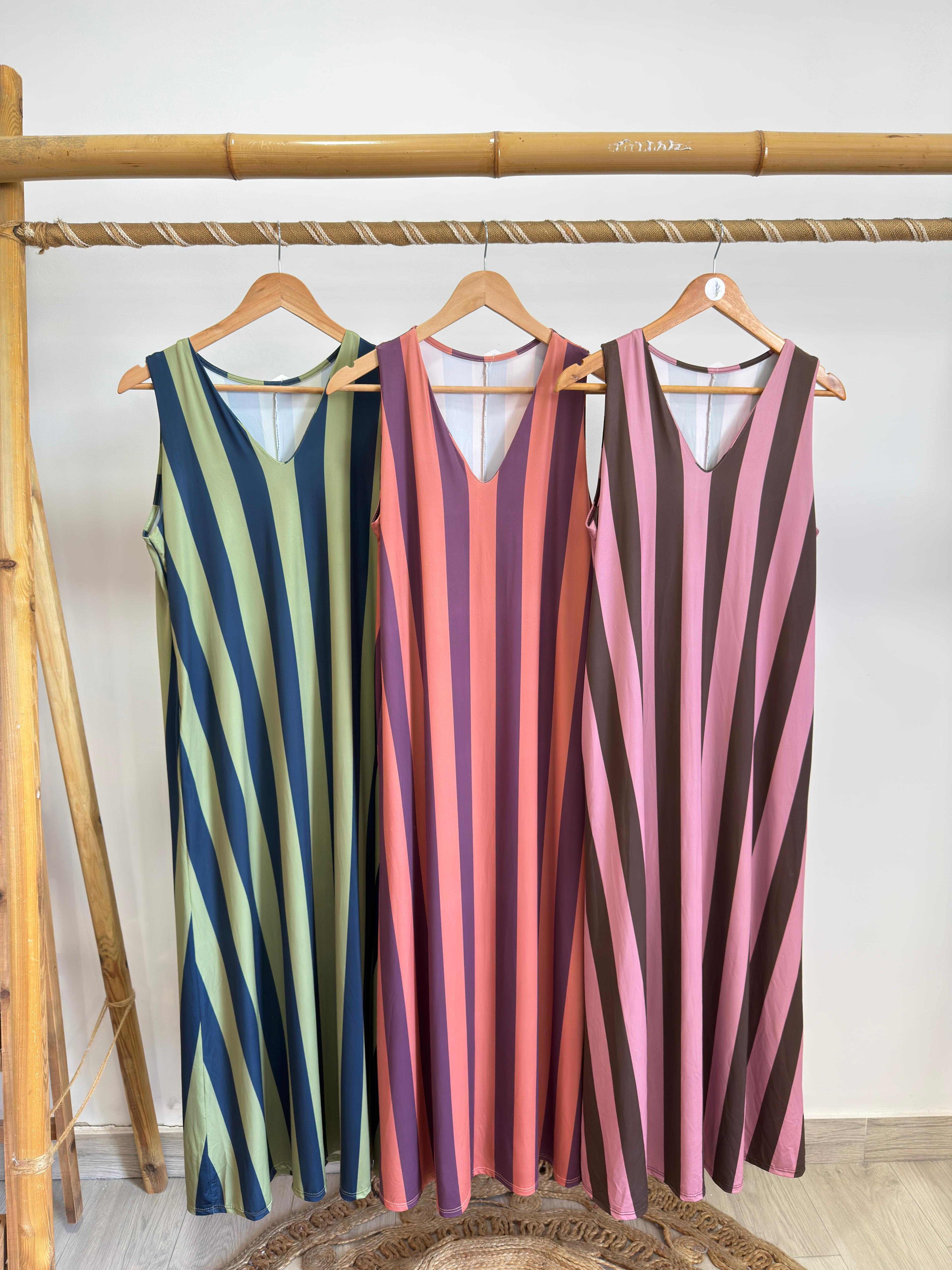 Vestido riscas