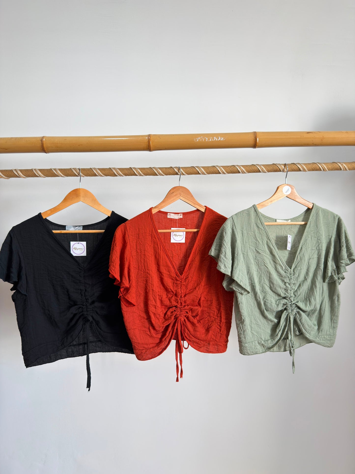 Blusa com atilho