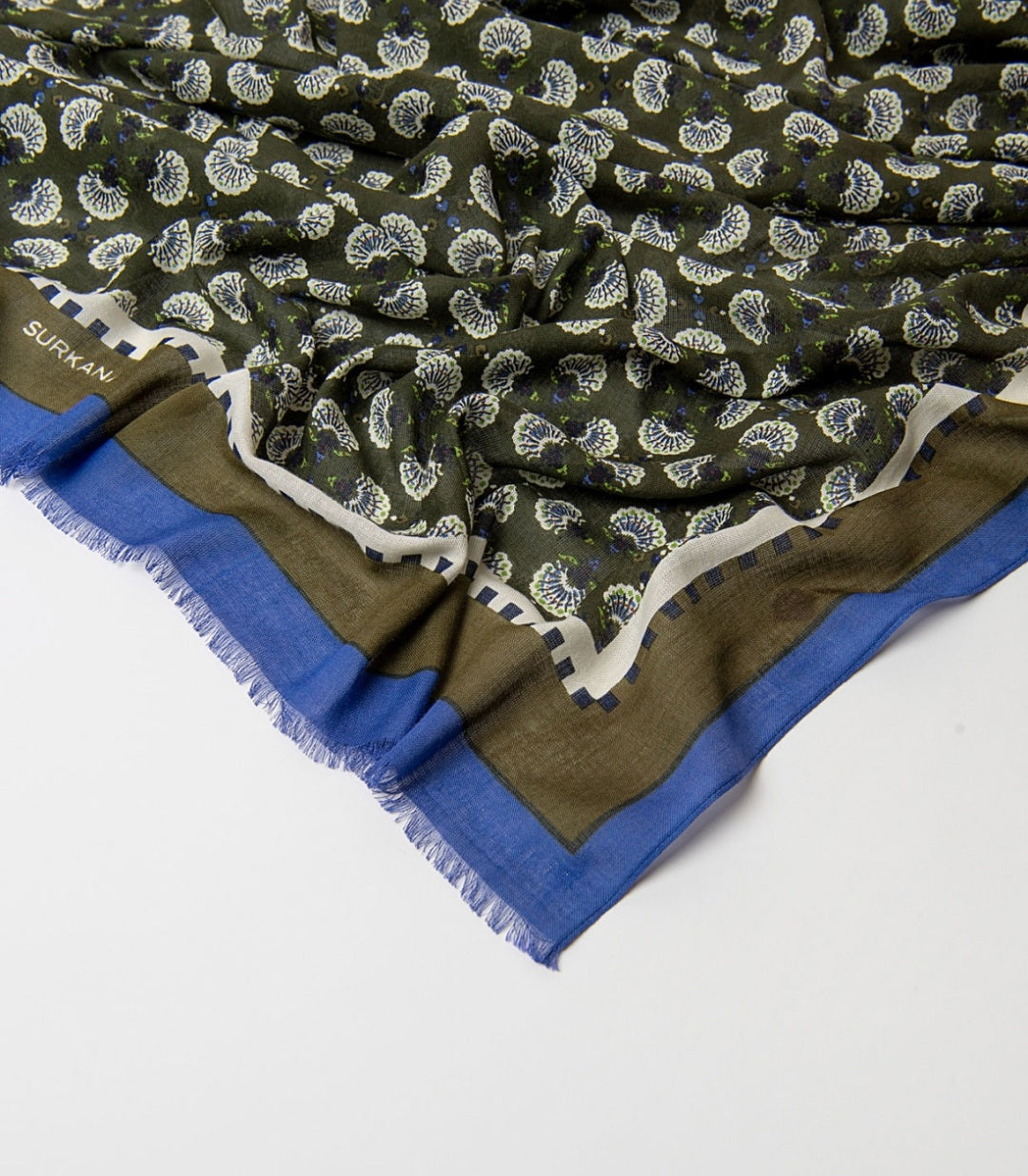 Lenço Surkana estampado floral