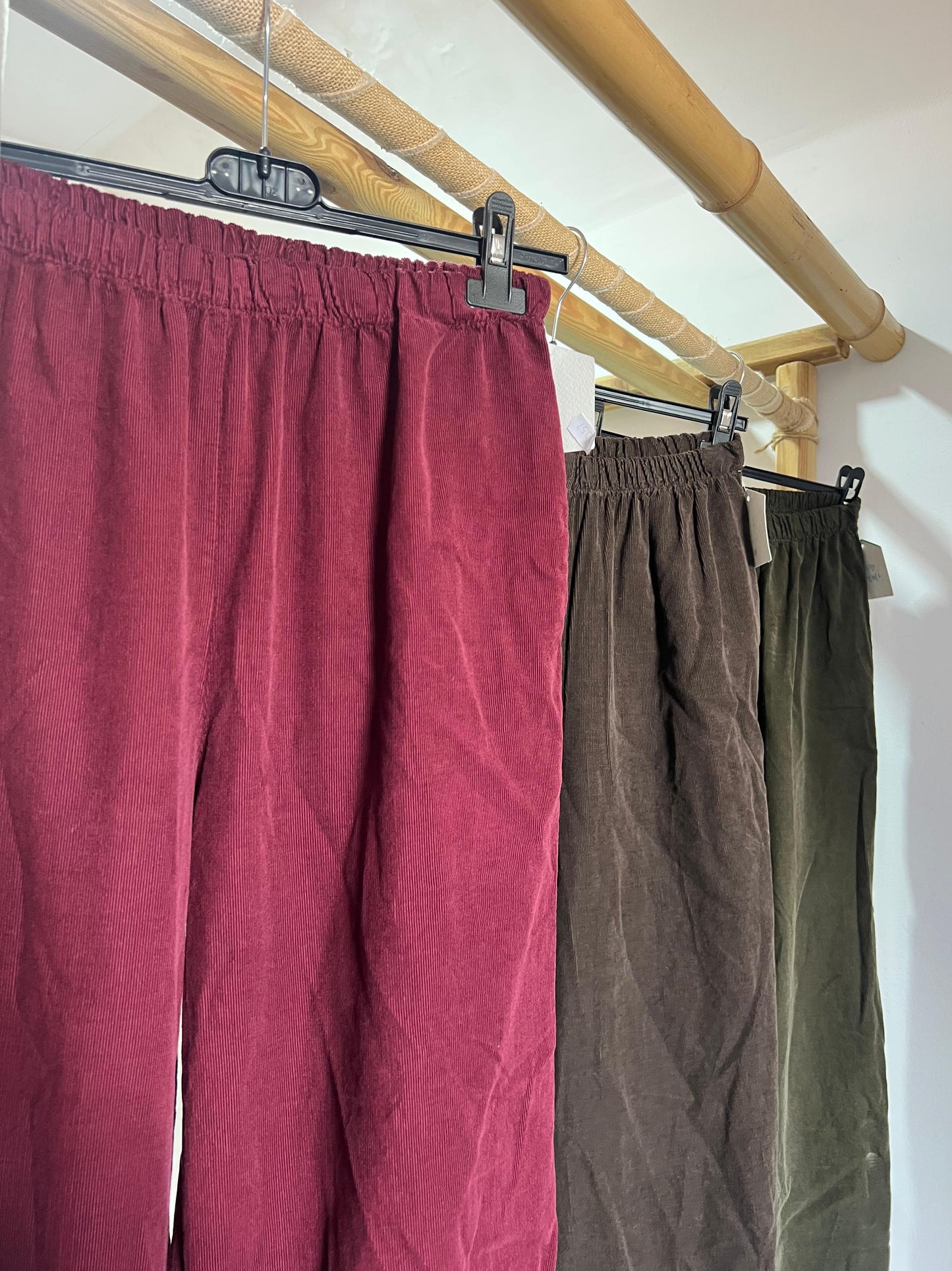 Calças com elástico