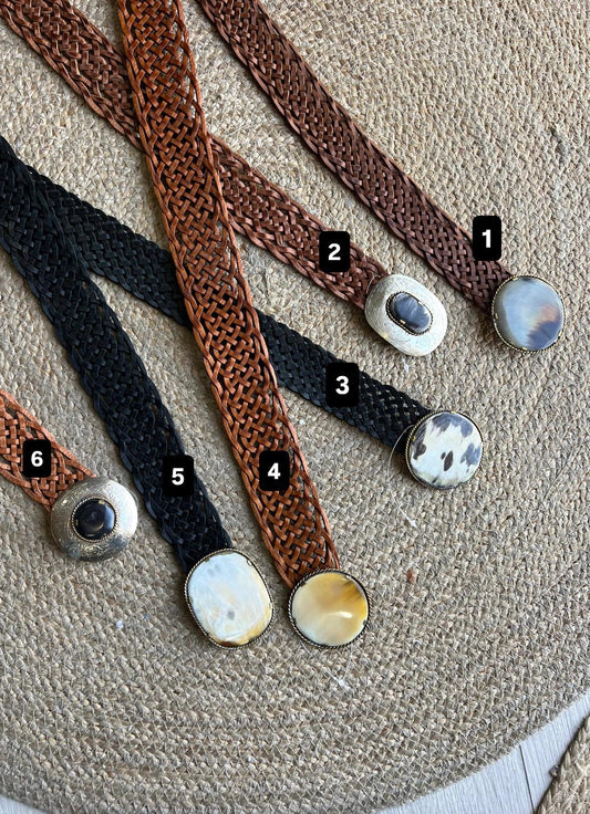 Cintos em pele 5 a 6 cms largura